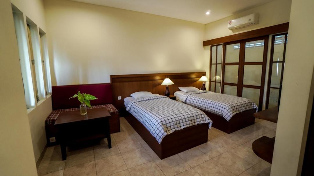 Deluxe Room,1135472449:JPEG